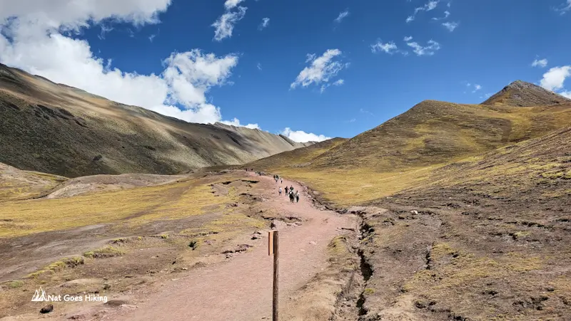 Vinicunca Rainbow Mountain - start of the hike